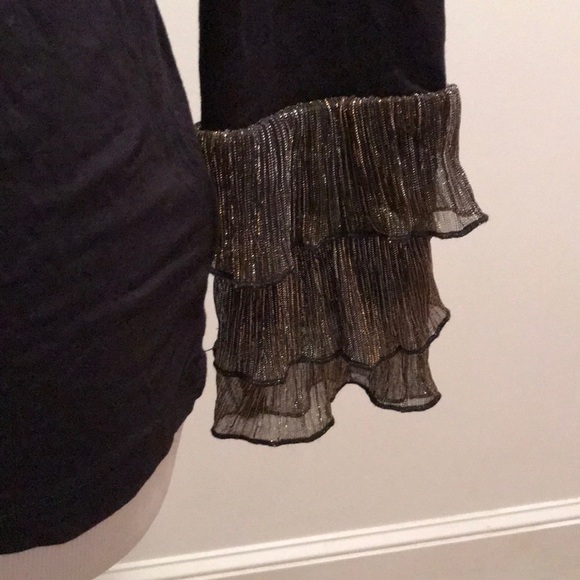 NWT Anthropologie black stretchy tiered cuff XS LS - Picture 3 of 7